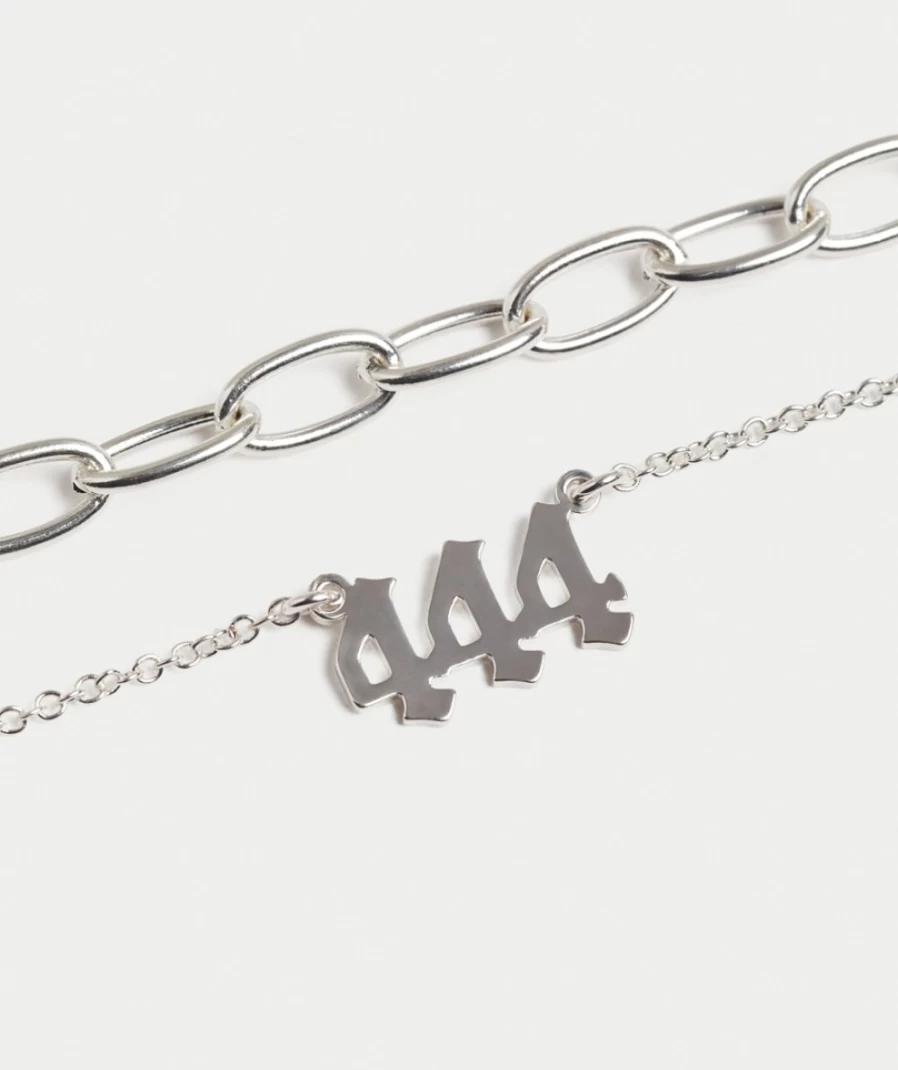 "Sportsgirl Women's Silver 444 Angel Number Necklace – Spiritual Jewelry Gift"