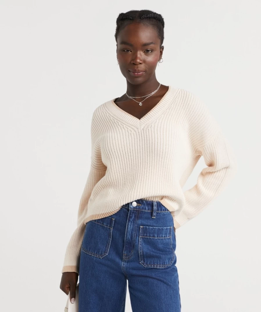 Sportsgirl Women's Mila V-Neck Cropped Sweater - Chic Short Knit Top